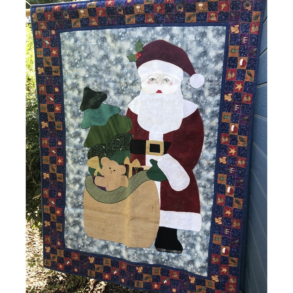 Handmade Quilted Santa Christmas Throw Tapestry Wall Decor Garden Flag